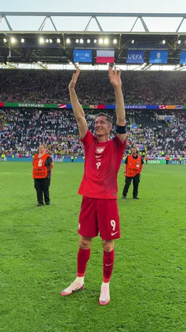Lewandowski, legend 👏 #EURO2024 #FrancevsPoland 