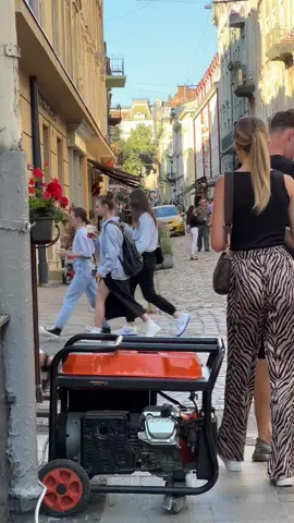 Sounds of the city 🪫🔌 Lviv, Ukraine