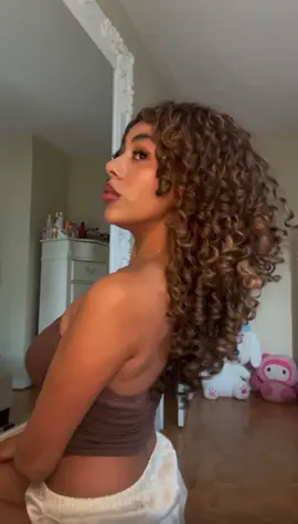 thank you @Pantene Pro-V #ad the miracle rescue deep conditioner is now my go to for wash day! #PantenePartner #PanteneHair #haircare #PanteneMiracles #GoldenEraWithPantene #hairdamage #hairrepair