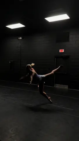 Hey Tik Tok 👋🏼  🎶: ‘Apologize’ @OneRepublic ft @Timbaland  🧠: @Choreo By Cam 🙋🏼‍♂️ 🕺🏼: @Tara Minielly  @E M J and 🙋🏼‍♂️ 📍: @The Space Dance Company  *DISCLAIMER- This is the first time I have danced in awhile and its both perfect but I’m happy with the progress.  **I do not only the rest of this music, it is strictly for entertainment purposes only.** #dance #contemporary #contemporarydance #advancedcontemporary #dancecombo #choreography #choreobycam #fyp #featurethis 