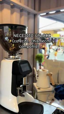Cafecito, compañia, chismecito ✨🧋 #coffee #coffeelover #coffeetiktok #coffeetime #cafe #dilettocoffee #icedcoffee #cafefrio #coffeeaddict #fyppppppppppppppppppppppp 