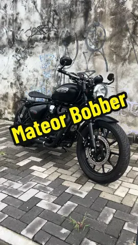 Super #bobber na Royal Enfield Meteor 350. Conceito exclusivo da LataNova #OficinaDeMotos #customização #recife #custom #oficinarecife 