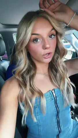 New hair <3 now photoshoot time 🩷