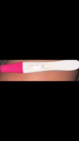 26 DPO pregnancy test // 6 weeks. I havent tested for 1 week but decided to today just to see those 2 pink lines. 💓🌈🥹 Grow, baby, grow! 🫶🏼 #pregnanttiktok #pregnancy #fyp #roadto10k #positivepregnancytest #dpo #26dpo #6weeks #6weekspregnant #infertility #pcos #letrozole #ttc