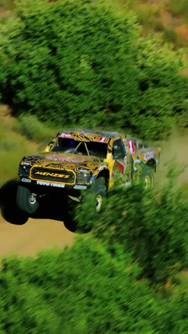 In baja there is only one mission and that is to win.#baja1000🏁 #baja400 #baja500 #baja250 #249films😮‍💨 #ensenada #kingshocks #scoreinternational #fpyシ #parati 