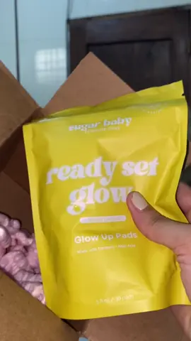 THANKS @SugarBabyCare  Trying this kojac acid pads de limon, huele delicioso. Funciona como aclarante para cualquier zona con manchas.  • Lo pueden adquirir en este link en tiktokshop: https://www.tiktok.com/view/product/1729436061569028951?checksum=4e762c58221f461623e2daa7cec93a3011e393921a5d2075ef377b891294112c&og_info=%7B%22title%22%3A%22Natural+Turmeric+and+Kojic+Cleansing+Pads%22%2C%22image%22%3A%22https%3A%5C%2F%5C%2Fp16-oec-ttp.tiktokcdn-us.com%5C%2Ftos-useast5-i-omjb5zjo8w-tx%5C%2Fce7607bb82a94dbe95f3a233dcdd26aa~tplv-omjb5zjo8w-resize-webp%3A260%3A260.webp%3Ffrom%3D1826719393%22%7D&sec_user_id=MS4wLjABAAAAb0BqUsTZkGoHzc35eiEq925S8i4wDY0joIMyias-GyoTEgMijhOh1Wn9cXlsV_Wn&share_app_id=1233&share_link_id=A2A41447-9EC0-4E43-9490-A381FB57E544&social_share_type=15&timestamp=1711560885&trackParams=%7B%22traffic_source_list%22%3A%5B7%5D%2C%22enter_from_info%22%3A%22product_share_outside%22%2C%22source_page_type%22%3A%22product_share%22%2C%22traffic_source%22%3A7%2C%22enable_shop_tab_popup%22%3A1%7D&tt_from=copy&u_code=E450097G3BB%3AEI&ug_btm=b8727%2Cb6661&unique_id=sugarbaby.skincare&user_id=7148932344651940910&utm_campaign=client_share&utm_medium=ios&utm_source=copy  #fypage #beauty #skincare #nightroutine #manchas #melasma #bikini