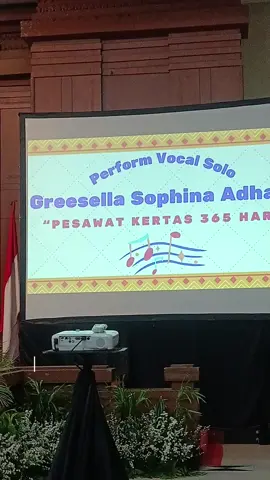 Greesella Sophina Adhalia - Pesawat Kertas 365 Hari special performance on Graduation Day #greesellaadhalia #gresellajkt48 #pesawatkertas365hari #jkt48 