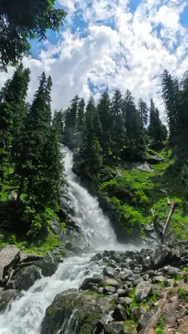 Beautiful Kumrat Valley, Jahaz banda Upper Dir Pakistan 🇵🇰 kis ny daika hain yi waterfall? #kumrat #kumrat_valley #beaut #waterfall #jahazbanda #dir #viralvideo #foryoupage #view #pakistan 