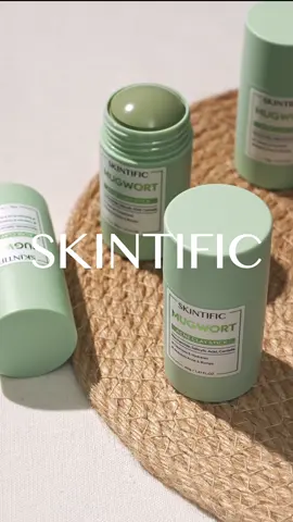 ✨ Mau punya #glowingskin tapi masih susah hilangkan #jerawat 😤 Saatnya lengkapi #skincareroutine kamu dengan #SKINTIFIC Mugwort Acne Clay Stick💚 #skintificid #claystick  #nightmask #beautytips 