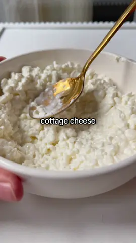 Omg THIS will satisfy your sweet tooth low cal! #cottagecheese #proteinsnack #cookiedough 