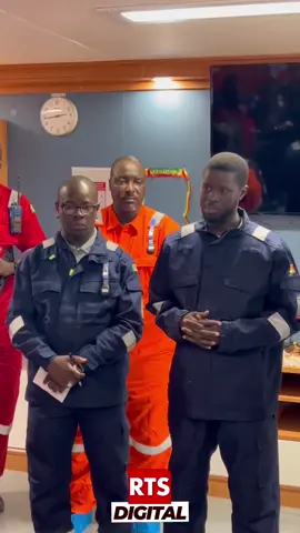 [🎥] Retour en image sur la visite du Président de la République, SEM Bassirou Diomaye Faye sur la plateforme pétrolière de #Sangomar 🇸🇳