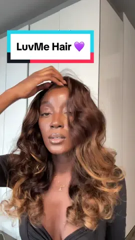POV the most beautiful wig & unboxing youll ever see @Luvmehair this is insane! 🤯🥹💜💜💜  #luvmehair #luvmehairwig #ombrewig #hdlace #loosebodywave #hairtok #wiginstall #gluelesswig #wiginfluencer #prestyledwig 