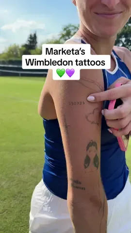 The mark of a champion 💚💜 #Wimbledon #marketavondrousova 