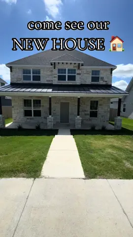 come see our new house! 🏠 #moving #builderwalkthrough #bluetapewalkthrough #newhouse #fyp #trending #viral #momtok #MomsofTikTok 