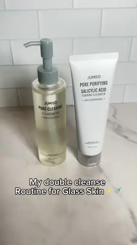 Korean skincare has a chokehold on me. Gifted  #skincare #kbeauty #koreanskincare #kskincare #koreanbeauty #makeup #beauty #skincareproducts #SkinCare101 #clearskin 
