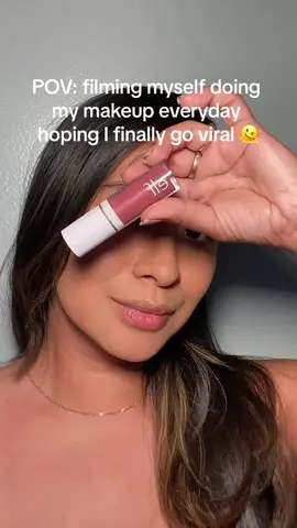 I just want to get to 10k 😫 one of my many goals #viral #makeuptok #makeuptutorial #10k #teamwork #roadto10k #makeuptips #makeup 