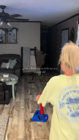 a longgg videooo #sahm #sahmtok #kyliepitts #cleaningwithkylie 