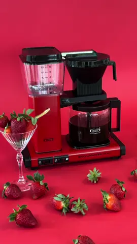 Go bold or go home! With the Moccamaster KBG Select (or KBGT) in Red you make sure to make a statement in any kitchen 🍓❤️🍓  #Moccamaster #MoccamasterEU #coffee #filtercoffeemachine #filtercoffee #kbgselect #Technivorm #coffeetiktok #coffeelover #fyp #foryou #foryoupage 