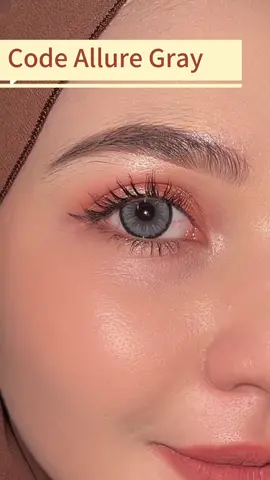 Everyone has a pair of contact lense : Allure gray#magisterlens 