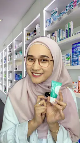 Kamu atau keluarga kamu ada yg pake gigi palsu? Simak info berikut ini ya ☺️ @Hogident  #hogident #perekatgigipalsu #gigipalsu 