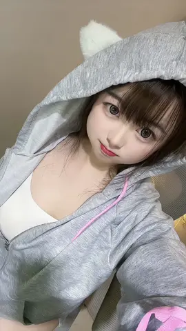 Xinh xinh 🤭#gáixinh #fyp #bebanhbao #xuhuong #xuhuongtiktok 