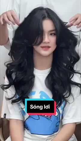 Gợi ý mấy bé kiểu tóc sóng lơi chơi hè nhé #salonhoangwy55phanhuyich #uốntócđẹp #xuhuong #Chuyênuốntócđẹp #uốn 