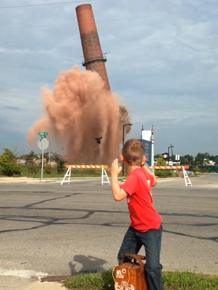 Gotta start em' young! Throwback to when Parker was able to 