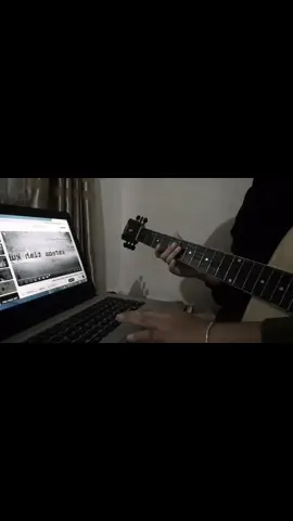 just for fun #interlude #fingerstyle  #suratcintaunutukstarla #guitar  #fyp 