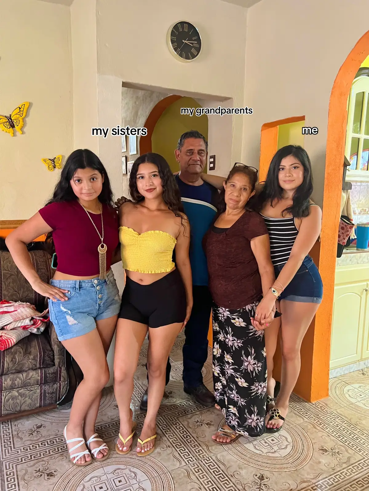 these are pics from when we last visited our grandparents 🩷 #matamoros #tamaulipas #abuelasdetiktok #grandmasoftiktok #perdon 