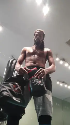 Working On Mind Body And Soul 🐾 #tdawgdadon #foryoupage #fypage #trend #fypp #trending #fypシ゚viral #viral #viraltiktok #explore #health #training #workout #workoutroutine #boxing 