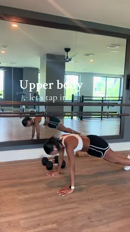 Upperbody workout! 💪🏽 Lets tap in ladies! #GymTok #Fitness #fypp 