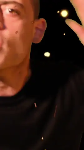 🕺