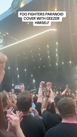 Surreal day!! #foofighters #blacksabbath #paranoid  #music #livemusic 