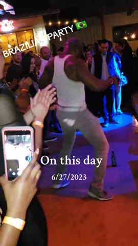 Brazilian Party here in Atlanta  #onthisday #atlanta #atl #brazilian #brazil #party #dance #dancadagarrafinha #melaosmundo #melao #dancer #festa #festabrasileira #pagode #swingueira #bottledance #wine #menealo 
