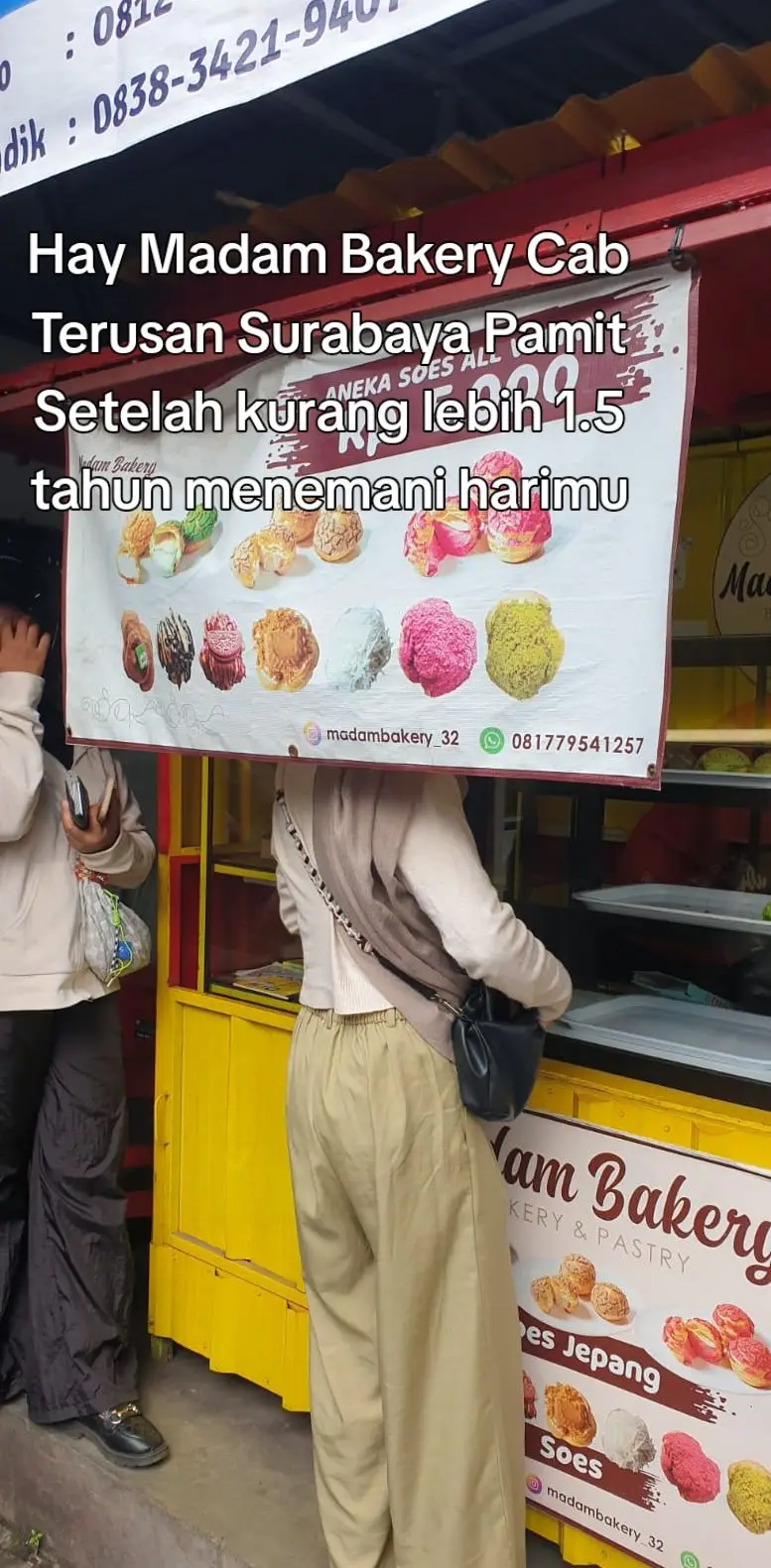 Hari ini tgl 28 Juni madam bakery terusan surabaya harus pamit. Cabang pertama awal berdirinya madam bakery, setelah 1.5 tahun bertahan karena berbagai pertimbangan harus tutup. Kita tetap buka di 3 cabang kita yg lain  * merjosari  * suhat * umm Terima kasih teman teman yg selama 1.5 tahun ini setia menjadi konsumen kami 😁😁 Kita tetap buka ya guys, hanya cabang terusan surabaya saja yg tutup tutup  #madambakeryterusansurabaya #madambakery #kuesoes #soesmalang #creampuffmalang 