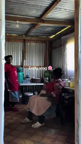 Hi fam 🌸🫶🏾 #ezilalini #Vlog #dailyvlog #xhosa #dayinmylife #umcimbi 