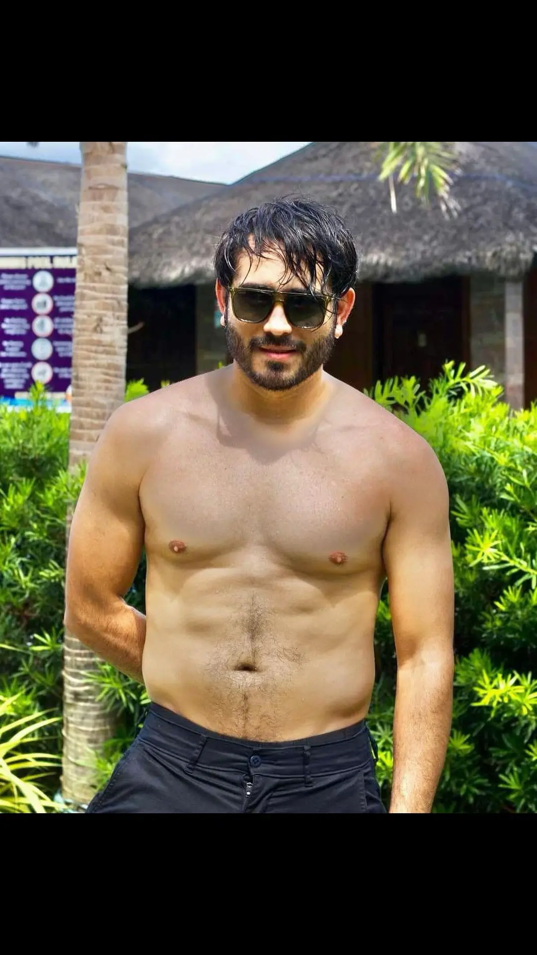 Kapamilya actor Gerald Anderson promotes his private beach resort in Zambales with topless photo.  