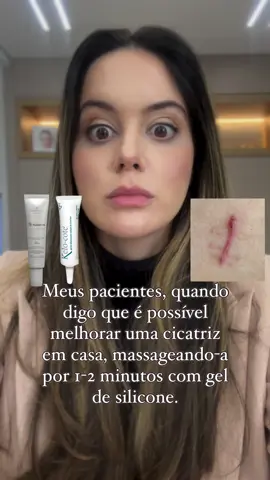 Pare de desperdiçar dinheiro com mil e um produtos para cicatrizes! Existem estudos científicos que confirmam que a massagem cicatricial e os géis/folhas de silicone como tratamentos eficazes para eliminar cicatrizes hipertróficas, cicatrizes cirúrgicas (como de uma cesariana) e ate mesmo para ajudar a achatar quelóides.🧴 Experimente massagear a cicatriz (1-2 minutos) usando produtos que contenham silicone, como géis de silicone ou fitas/folhas de silicone, e repita isso diariamente. As folhas de silicone devem ser mantidas no local por 12 horas. Otimas opções: C-Kaderm gel Mantecorp Kelo-cote FQM Kelus Momenta #cicatriz #pele #dermatologist 