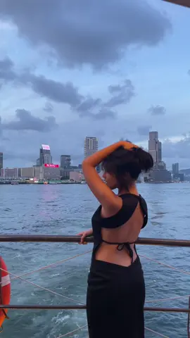 #hongkong tried to fit all 5 days into this 💃🏽