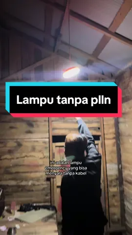 Lampu ini bisa di pake di manapun karna dia bisa menyala tanpa listrik #lampuemergency #lampu #emergency #wibgajian #promoguncang77 #shopmaster #belilokal 