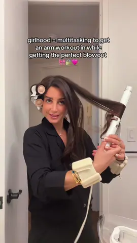 get ready for some toned arms! 😏 #hair #hairtok #hairstyle 