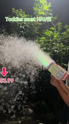 Toddler must have !! It’s getting warmer outside & the babies love bubbles! Its even fun for the older kids !! Love it #bubblegun #toddlermomsoftiktok #MomsofTikTok #tiktokshopfinds #rocketbubblegun #toysforkids#us 