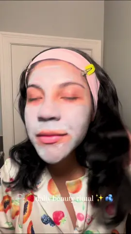doing my skincare always makeup me feel better 🫧 @Charlotte Tilbury @Fenty Skin @The Ordinary @laneige_us @Kylie Skin #skincareroutine #bestskincareproducts #creatorsearchinsights 