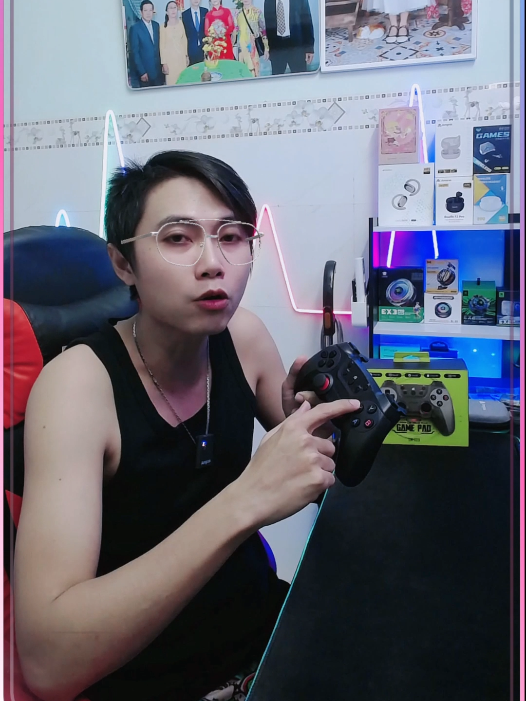 Tay Cầm Chơi Game Phím Bấm Nhẹ #taycamchoigame #gamepad #taycamchoififaonline4 #vnahieu #xuhuong