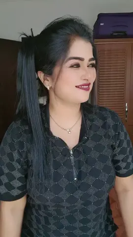 Oh meri jaan ❤️❤️❤️#rekhajiiii♥️ #arab #fyp #foryou #foryoupage #viral #trending #yourpage #duet #rekharaghavan @𝐀𝐂𝐓𝐈𝐍𝐆.𝐐𝐔𝐄𝐄𝐍.𝟏 @आशिक़🧿सुल्तनपुरी 
