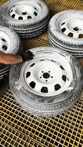 Range Rover Details Renew #fyp #satisfying #carwash #viral 