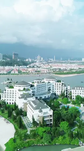 Đào Rều - Vinpearl Hạ Long #flycam #flycam4k #flycamvietnam #flycamhalong #vinpearlhalong #vinhhalong #baichay 