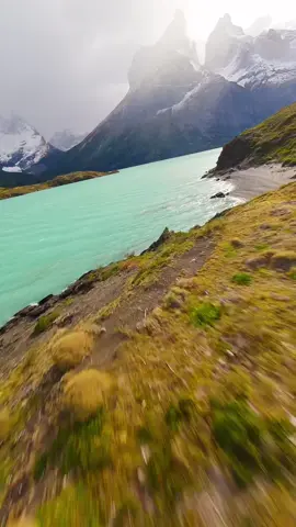 Enjoying the beauty of the Torres del Paine mationalparc🪄 #fpv #fpvlife #fpvfreestyle #drone #cinematic #cinema #cinematography #fpvaddiction #fpvracing #dronepilot #dronephotographie #dji #djiglobal #iflight ##radiomaster #radiomasterzorro #foryou #viralvideo #travel #reels #reelsinstagram #patagonia 