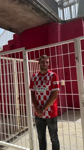 El primer dia d’Abel amb la blanc-i-vermella ❤️🤍 #GironaFC #OrgullGironí #sportsontiktok 