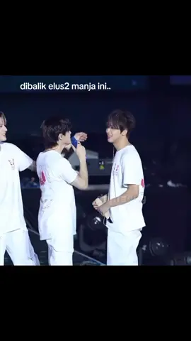 nyengir lu Markie 😄😄 #mark #haechan  #markhyuck #nct #fyp 